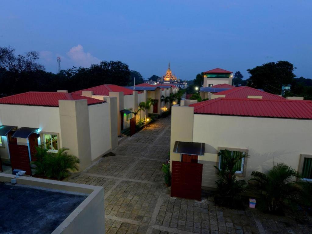 Kanbawza Hinthar Hotel Bago Dış mekan fotoğraf